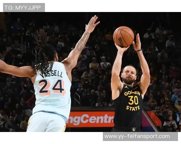 追梦谈防守文班表现：马刺为他设计多样掩护我仿佛在追逐库里的脚步